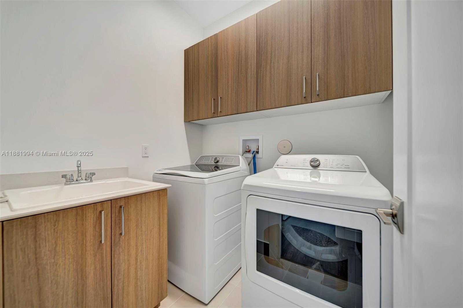 Small Image of 1454 NORTH WEST 23RD AVE, Fort Lauderdale Number 39