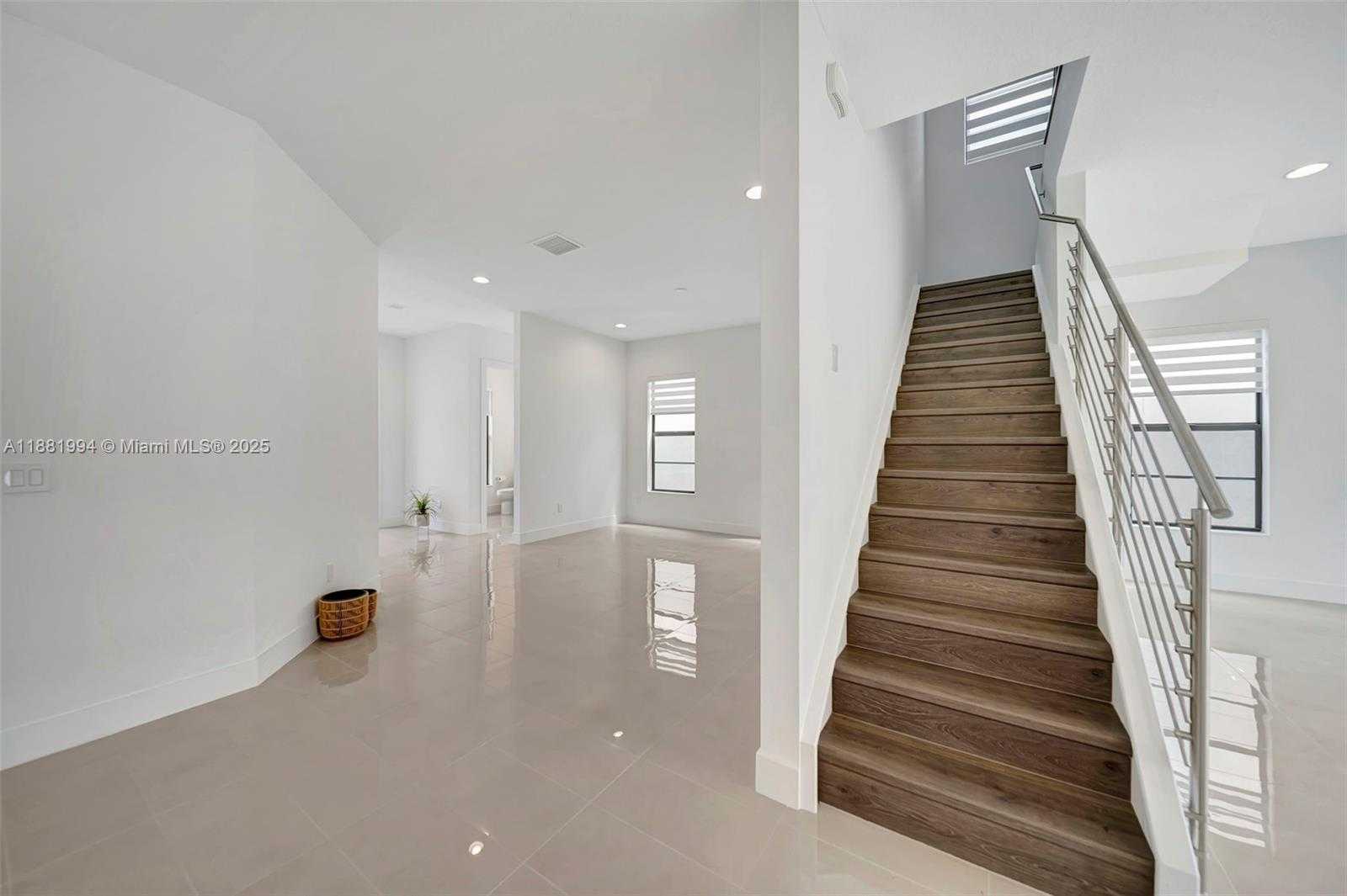 Small Image of 1454 NORTH WEST 23RD AVE, Fort Lauderdale Number 48