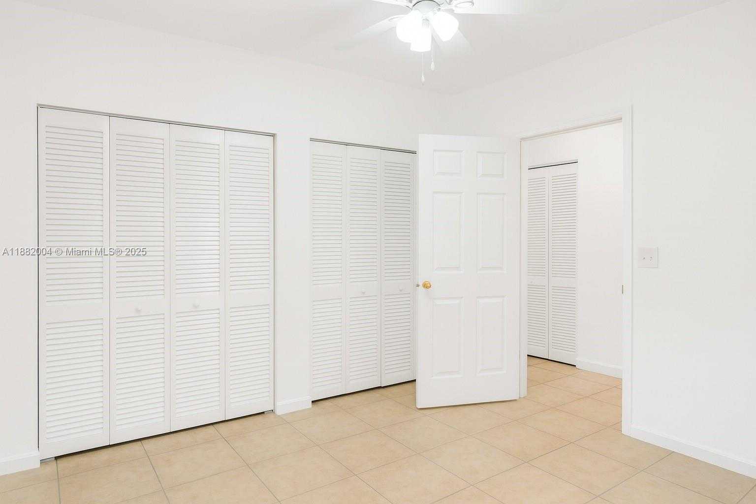 Small Image of 2516 LINCOLN ST, Hollywood Number 4