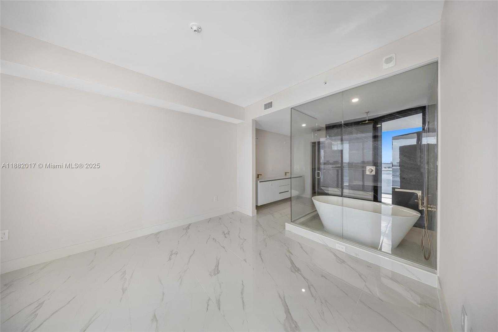 Small Image of 700 NORTH EAST 24 #502, Miami Number 24