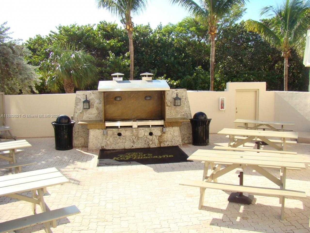 Small Image of 1121 CRANDON BLVD #D702, Key Biscayne Number 41