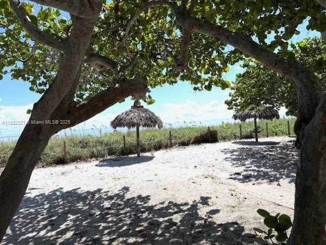 Small Image of 1121 CRANDON BLVD #D702, Key Biscayne Number 48