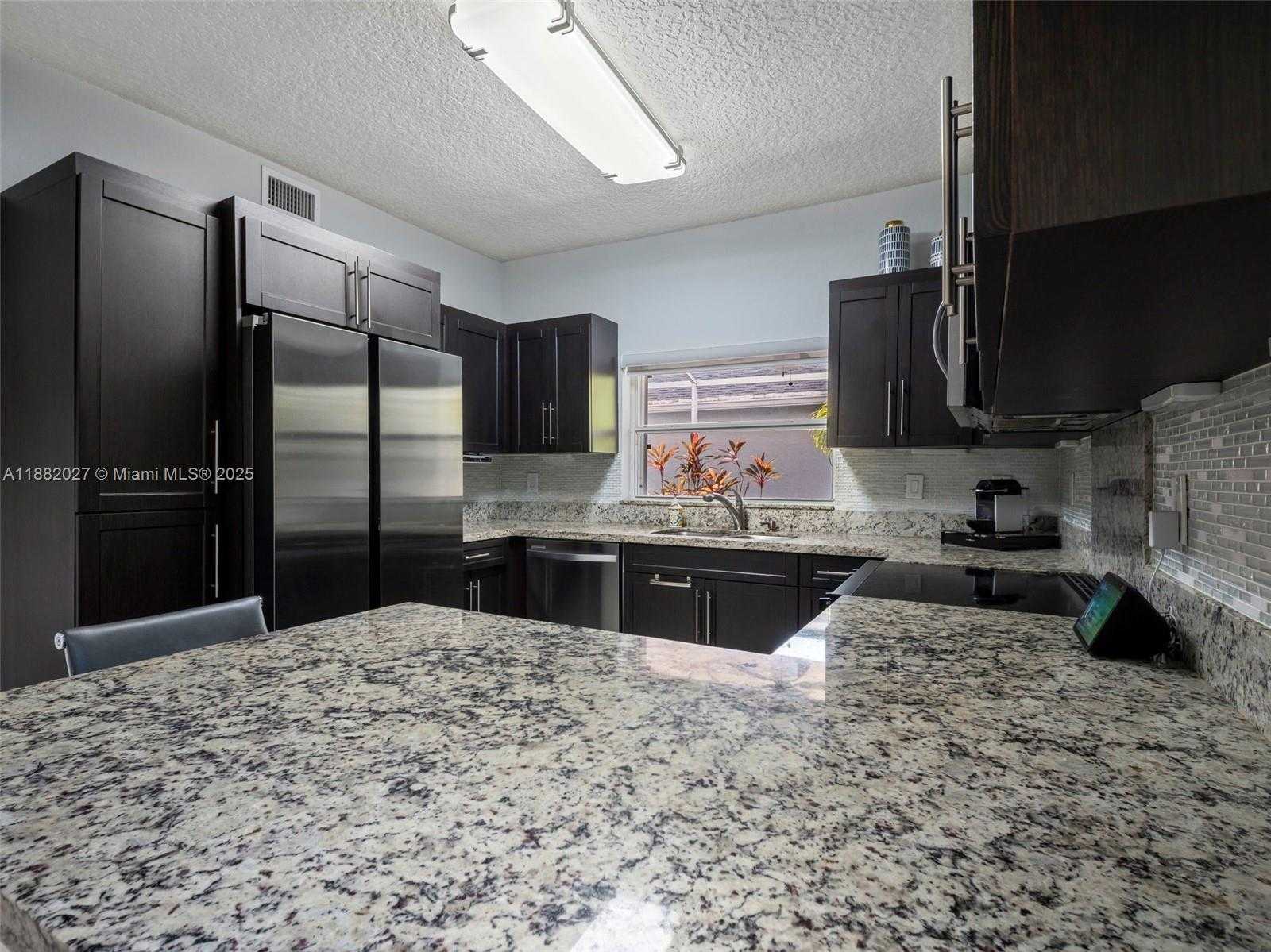 Small Image of 9908 SOUTH WEST 117TH PL, Miami Number 13