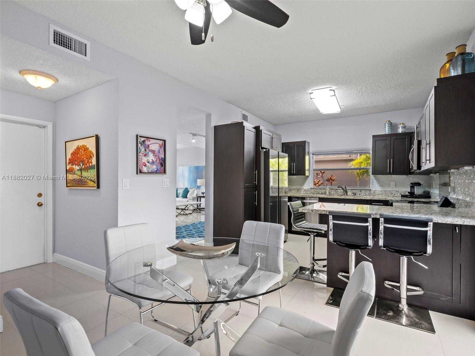 Small Image of 9908 SOUTH WEST 117TH PL, Miami Number 15