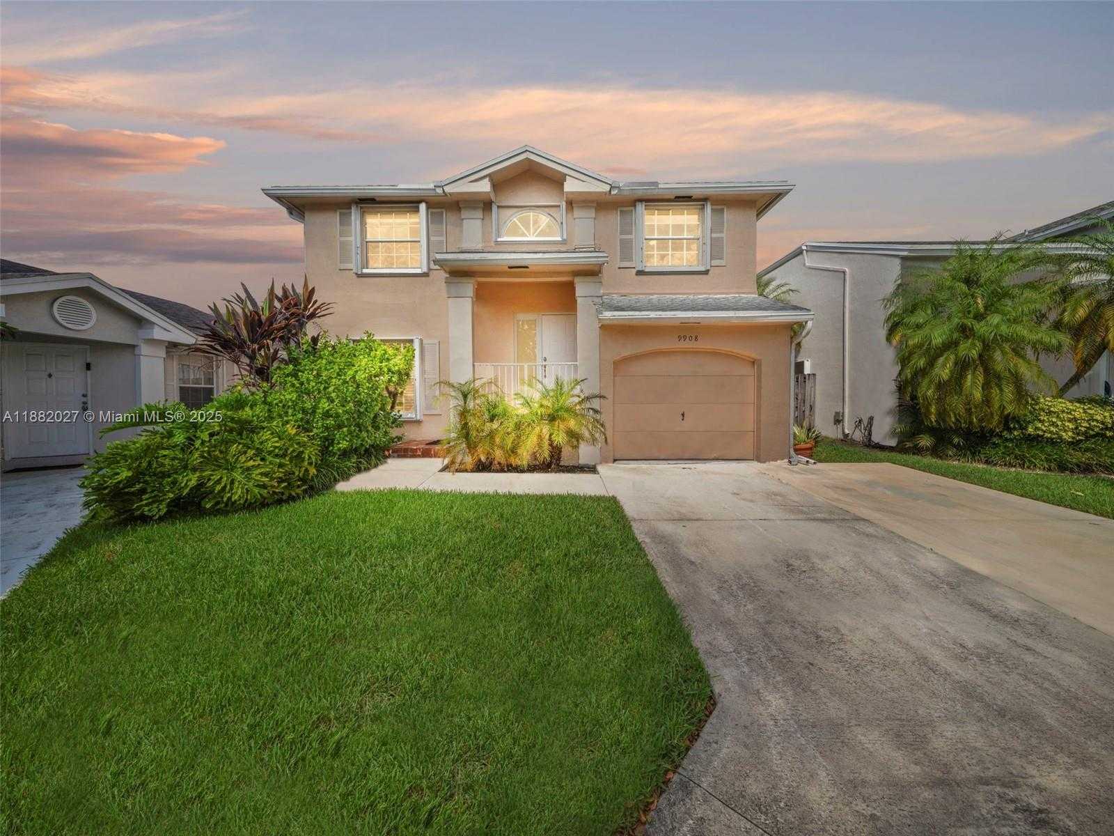 Small Image of 9908 SOUTH WEST 117TH PL, Miami Number 2