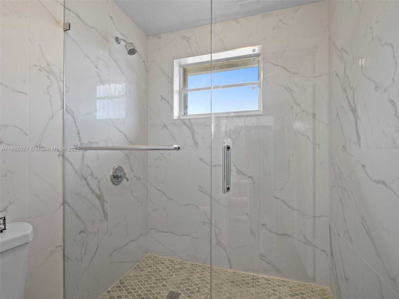 Small Image of 9908 SOUTH WEST 117TH PL, Miami Number 39