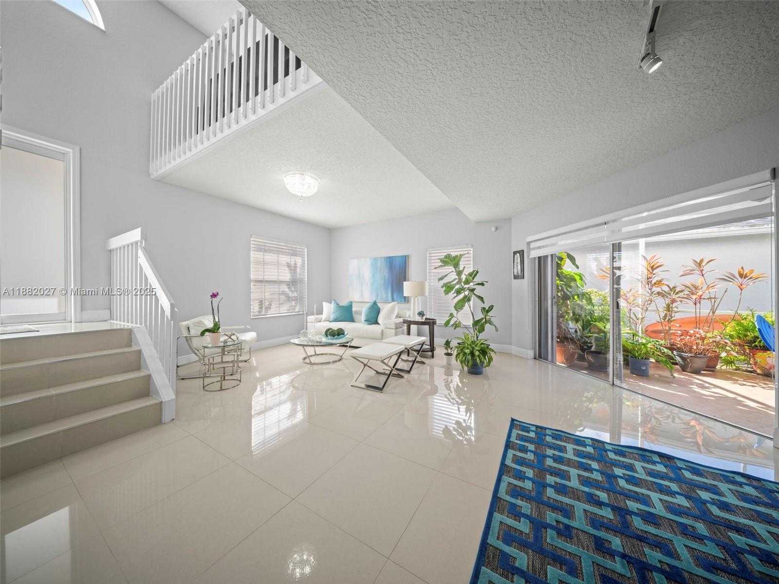 Small Image of 9908 SOUTH WEST 117TH PL, Miami Number 6