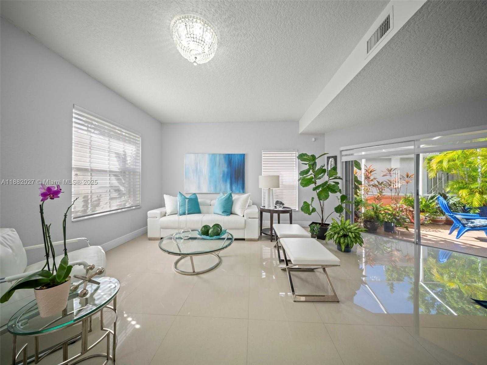 Small Image of 9908 SOUTH WEST 117TH PL, Miami Number 7