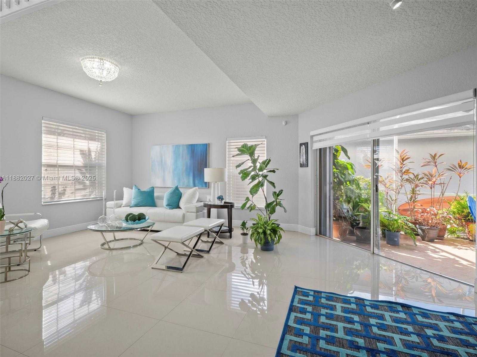 Small Image of 9908 SOUTH WEST 117TH PL, Miami Number 8