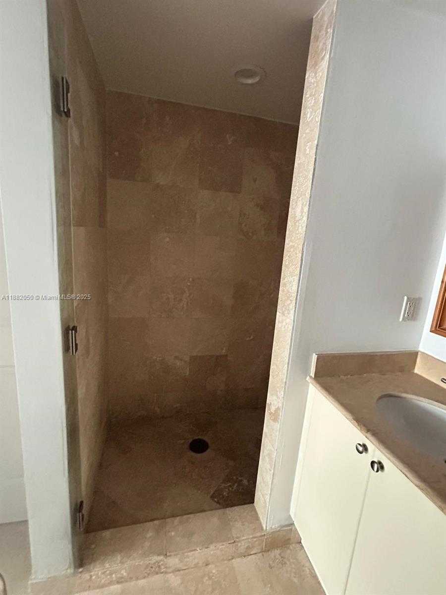 Small Image of 1755 EAST HALLANDALE BEACH BLVD #1601E, Hallandale Beach Number 15