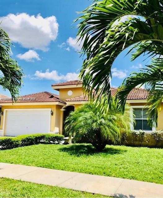 Small Image of 14843 SOUTH WEST 28TH LN #14843, Miami Number 2