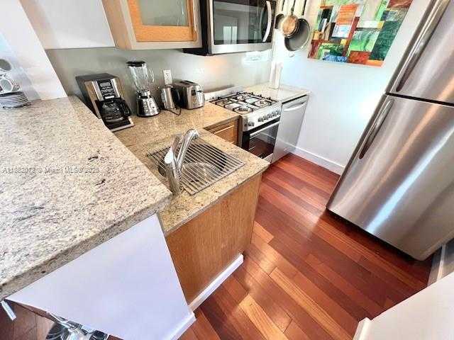Small Image of 815 EUCLID AVE #11, Miami Beach Number 13