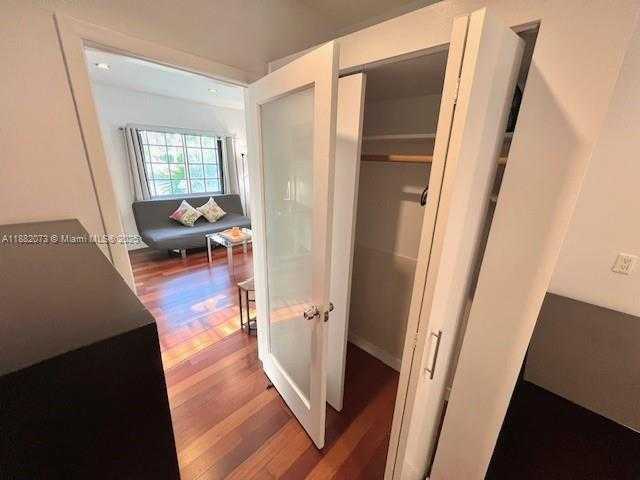 Small Image of 815 EUCLID AVE #11, Miami Beach Number 16