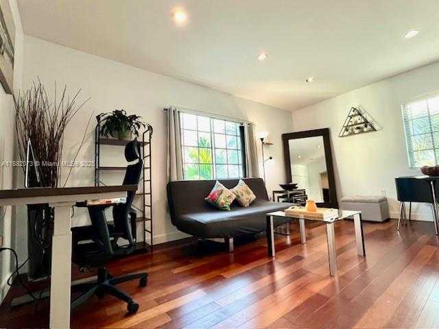 Small Image of 815 EUCLID AVE #11, Miami Beach Number 6