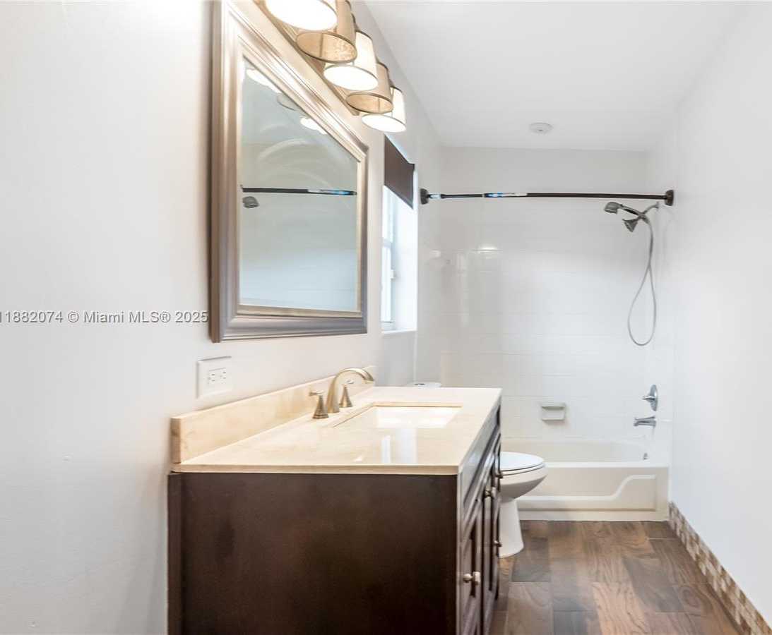 Small Image of 10337 NORTH WEST 53RD CT, Coral Springs Number 31
