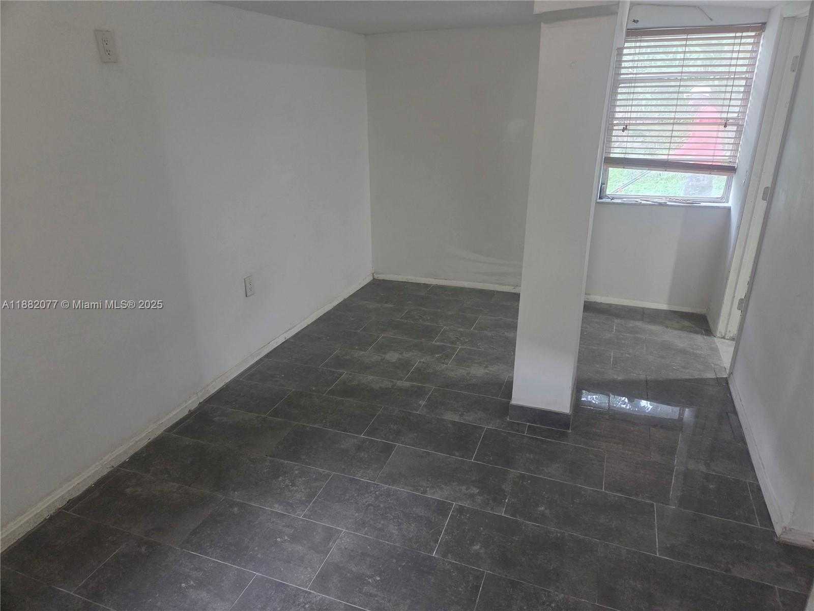 Small Image of 1787 NORTH EAST 173RD ST, North Miami Beach Number 11