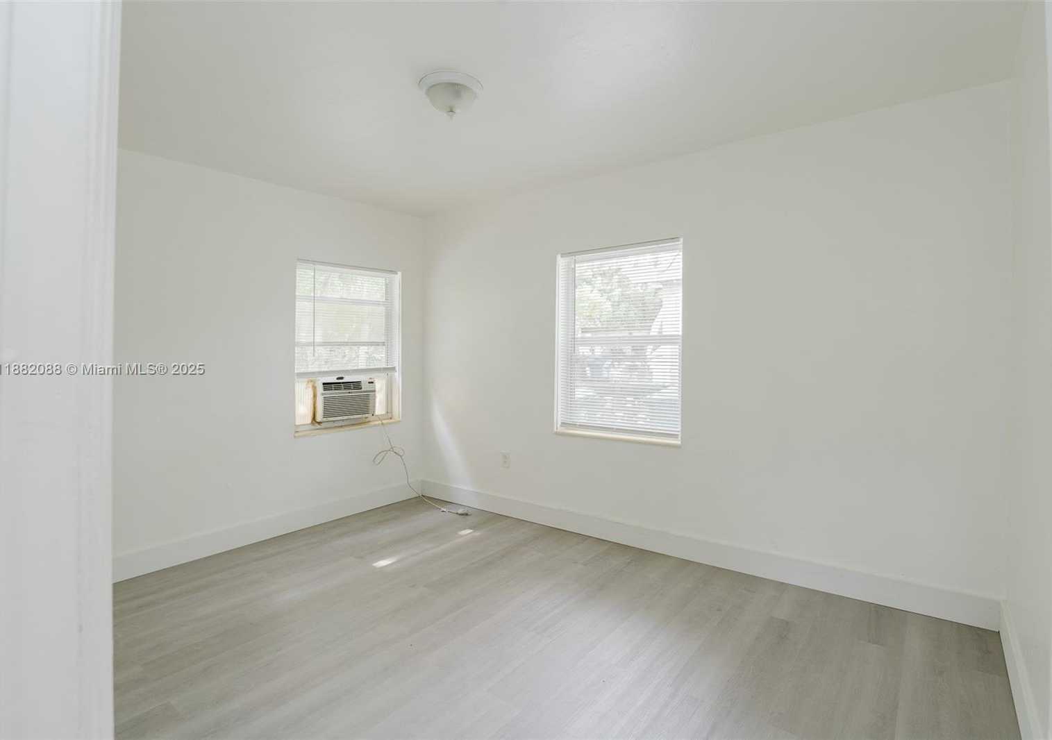 Small Image of 7021 NORTH WEST 4TH CT #1, Miami Number 6