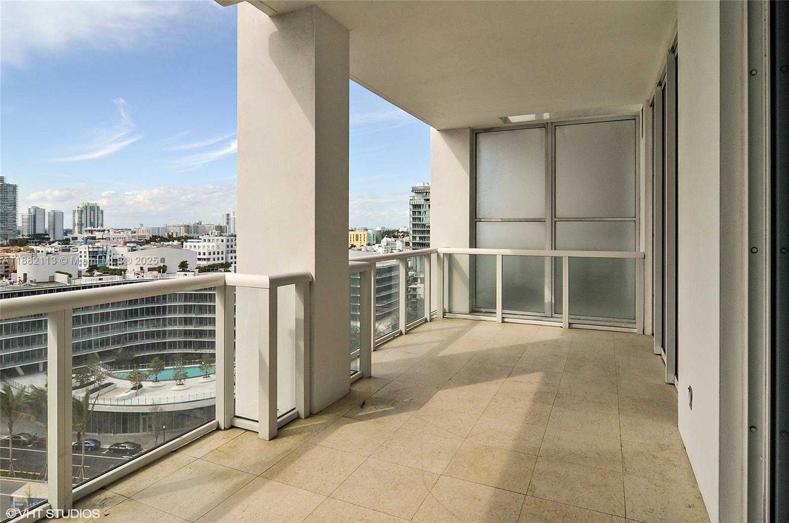 Small Image of 50 SOUTH POINTE DR #1405, Miami Beach Number 8