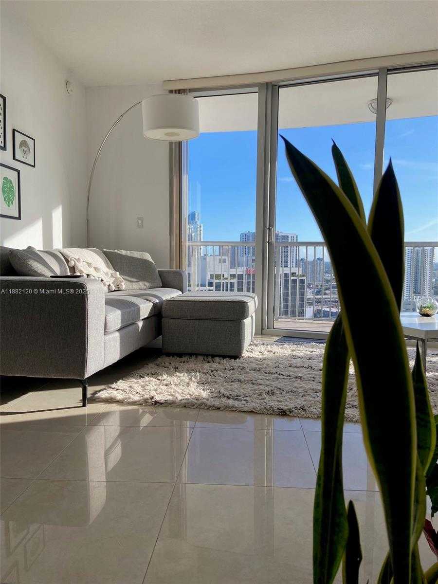 Small Image of 1750 NORTH BAYSHORE DR #3314, Miami Number 5