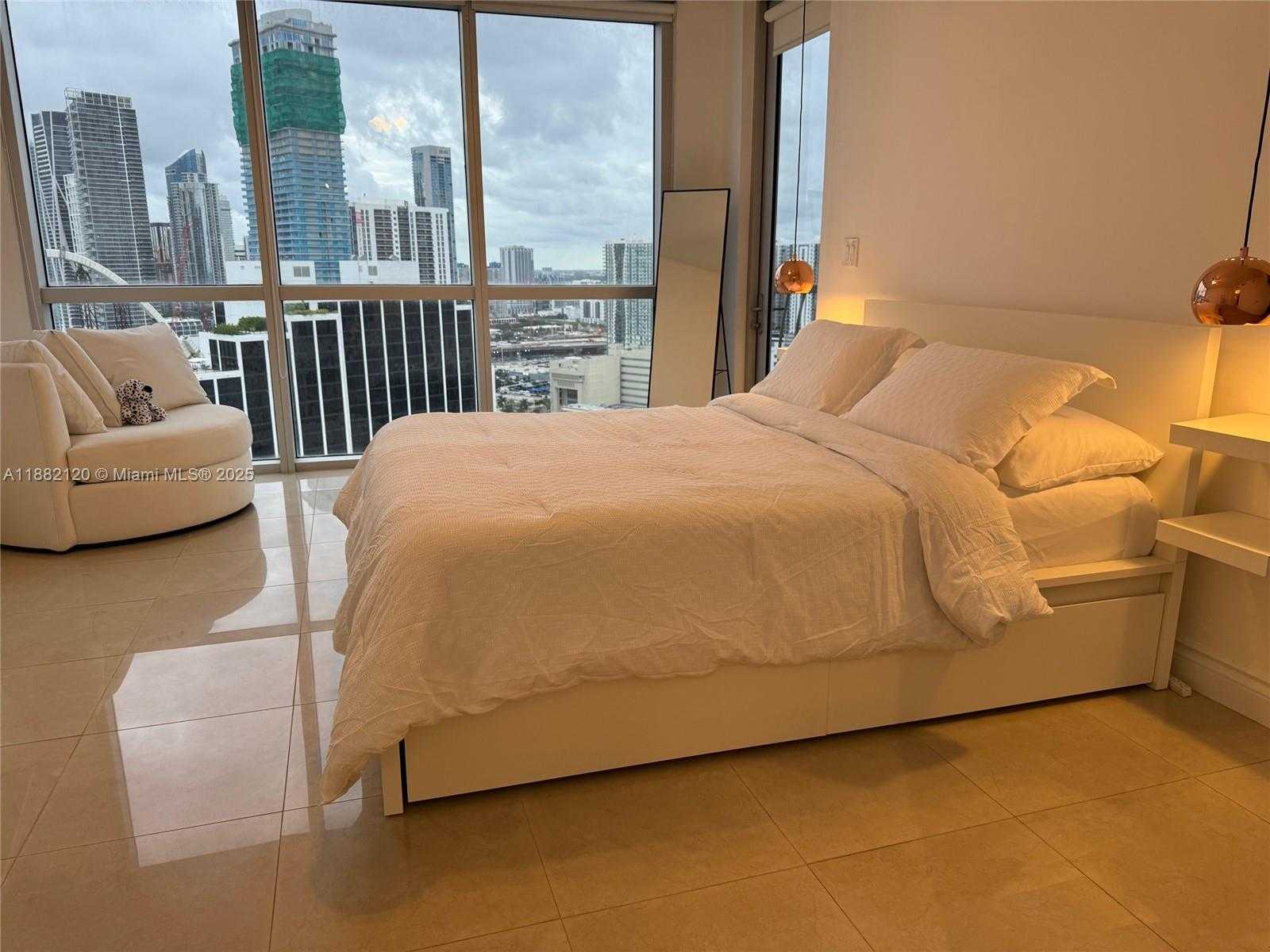 Small Image of 1750 NORTH BAYSHORE DR #3314, Miami Number 6