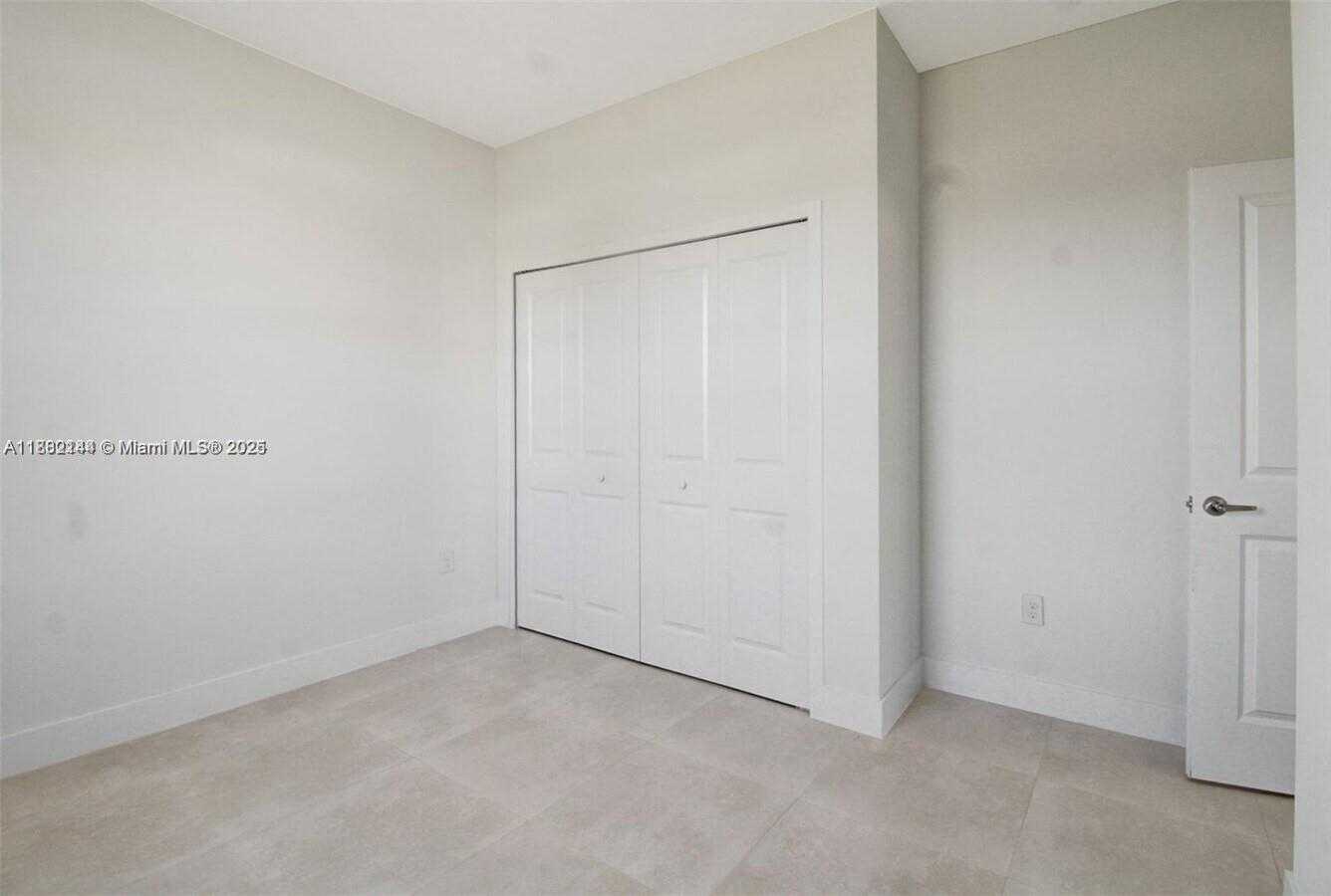 Small Image of 32207 SOUTH WEST 196TH AVE #32207, Homestead Number 15