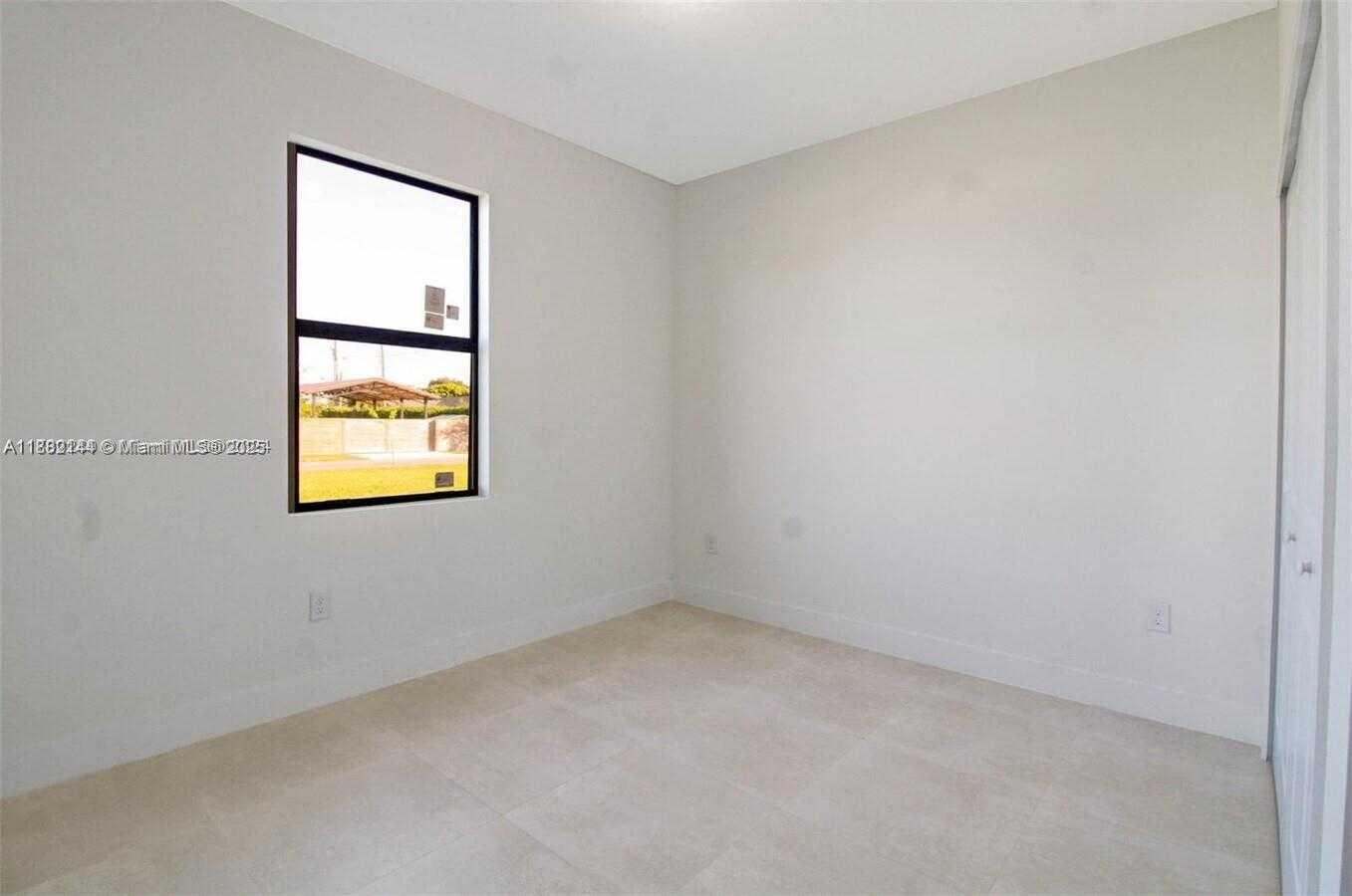 Small Image of 32207 SOUTH WEST 196TH AVE #32207, Homestead Number 16