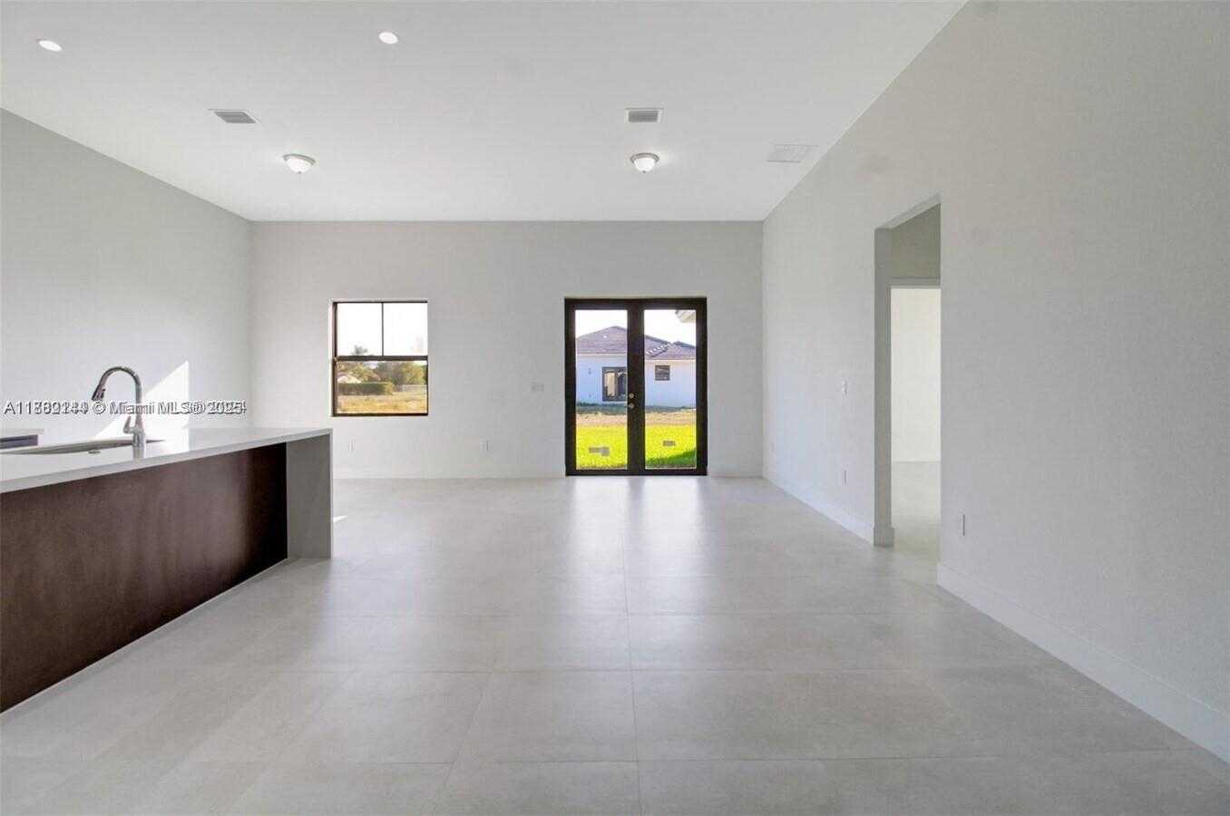 Small Image of 32207 SOUTH WEST 196TH AVE #32207, Homestead Number 3