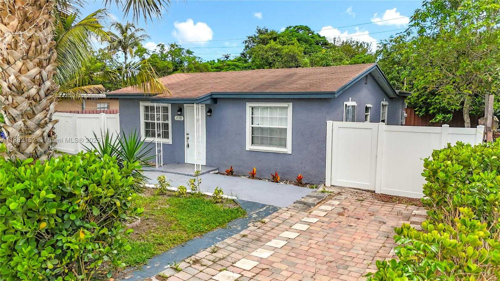 Small Image of 1378 SOUTH WEST 26TH AVE, Fort Lauderdale Number 12