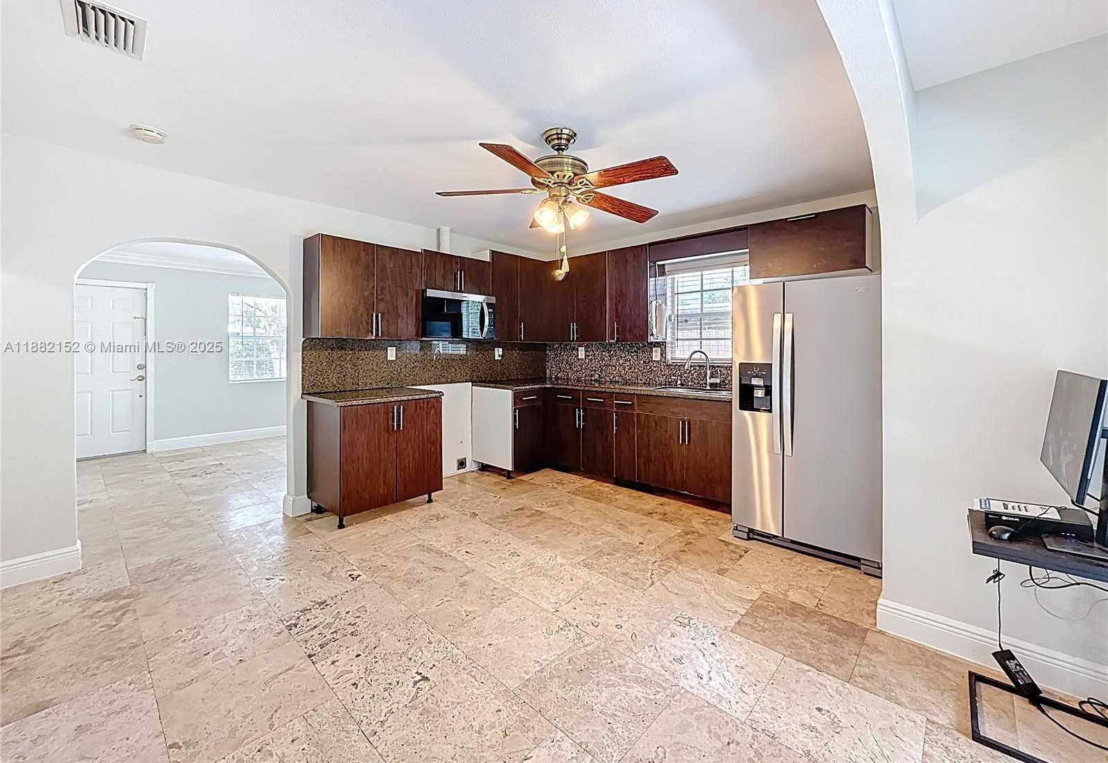 Small Image of 1378 SOUTH WEST 26TH AVE, Fort Lauderdale Number 28