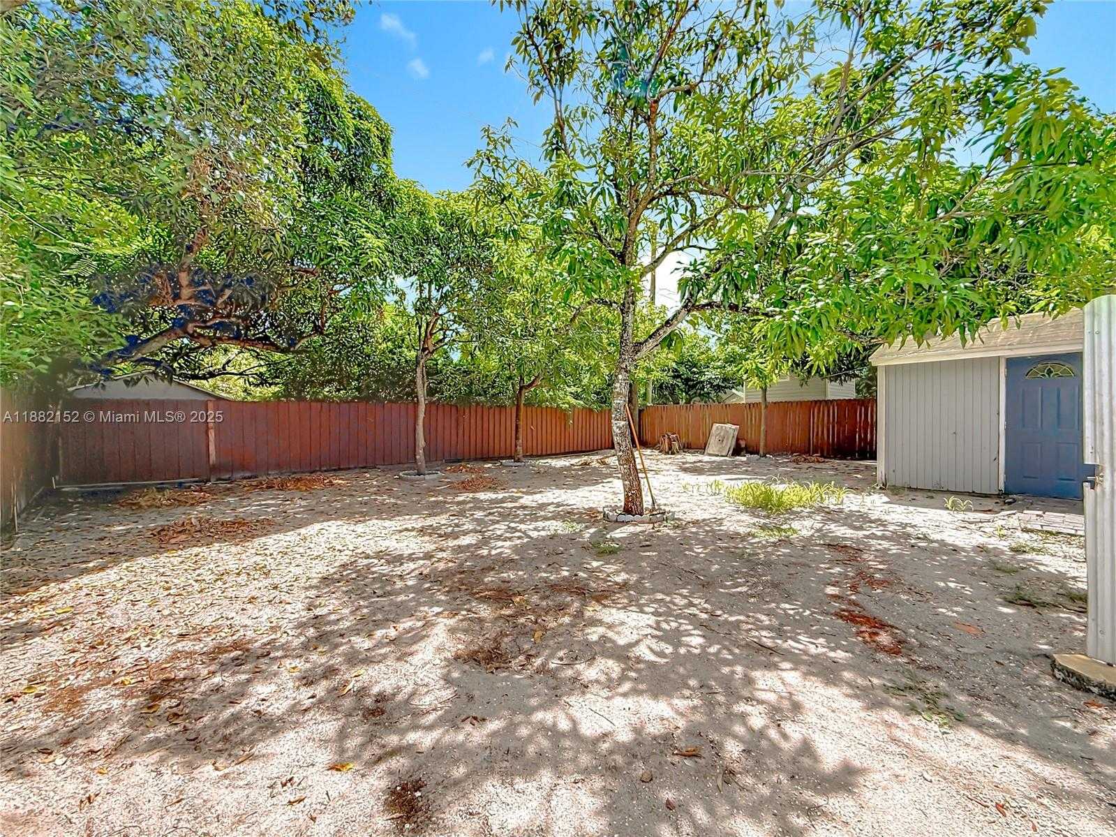 Small Image of 1378 SOUTH WEST 26TH AVE, Fort Lauderdale Number 53