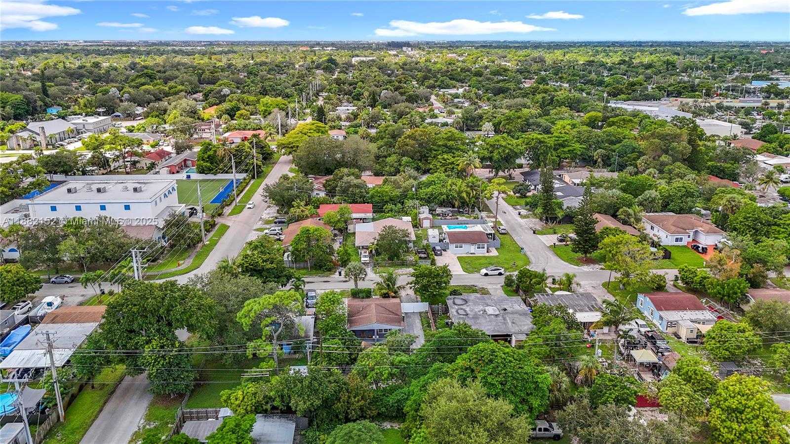Small Image of 1378 SOUTH WEST 26TH AVE, Fort Lauderdale Number 65