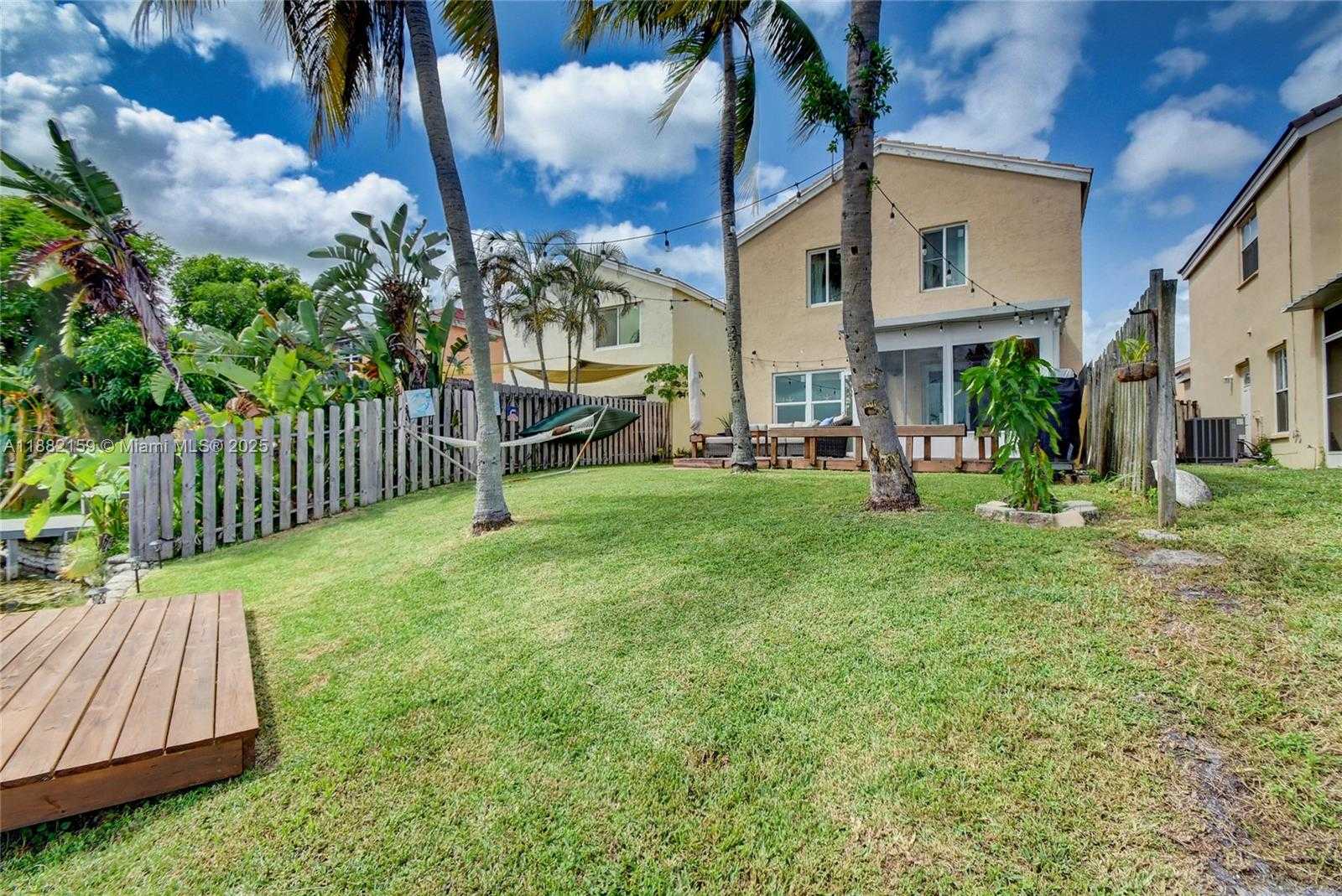 Small Image of 6194 BUENA VISTA DR #6194, Margate Number 30