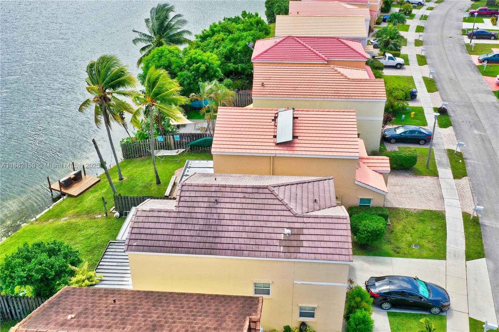 Small Image of 6194 BUENA VISTA DR #6194, Margate Number 38