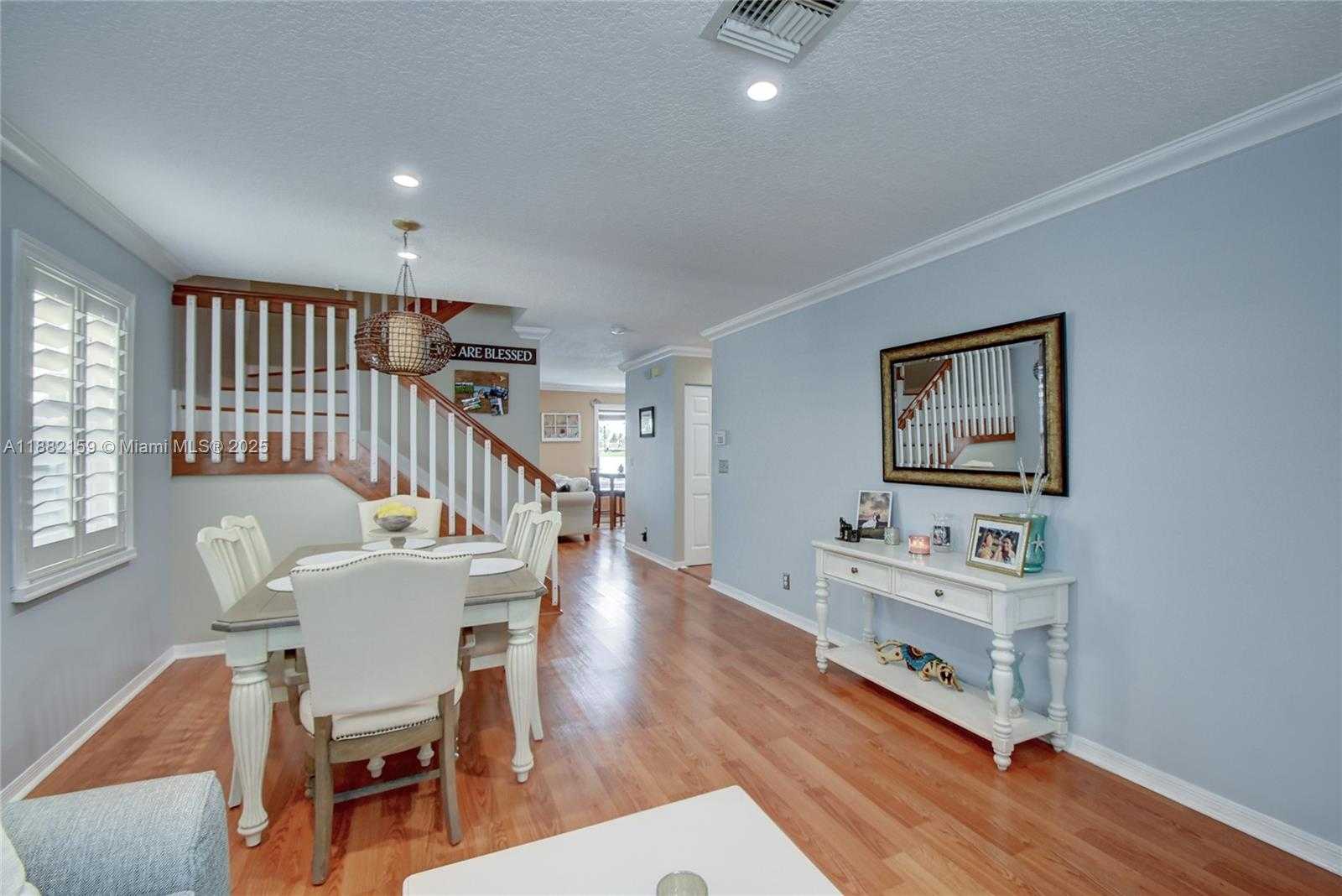 Small Image of 6194 BUENA VISTA DR #6194, Margate Number 7