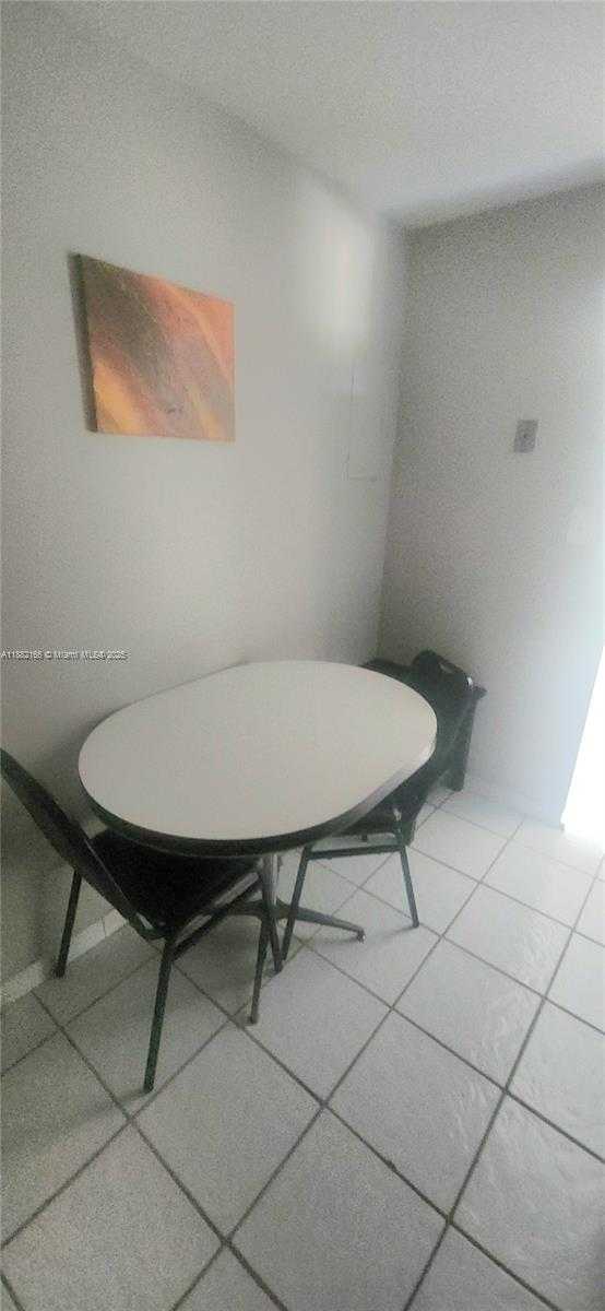 Small Image of 1985 SOUTH OCEAN DR #2N, Hallandale Beach Number 14