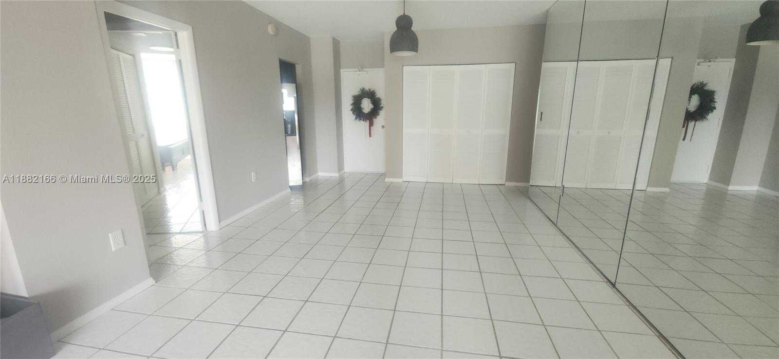 Small Image of 1985 SOUTH OCEAN DR #2N, Hallandale Beach Number 5