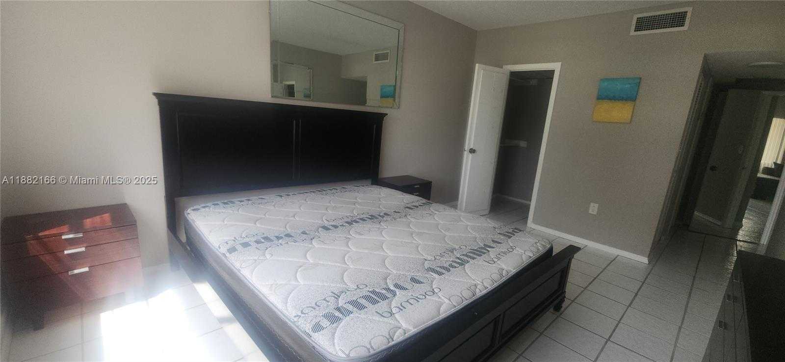 Small Image of 1985 SOUTH OCEAN DR #2N, Hallandale Beach Number 76