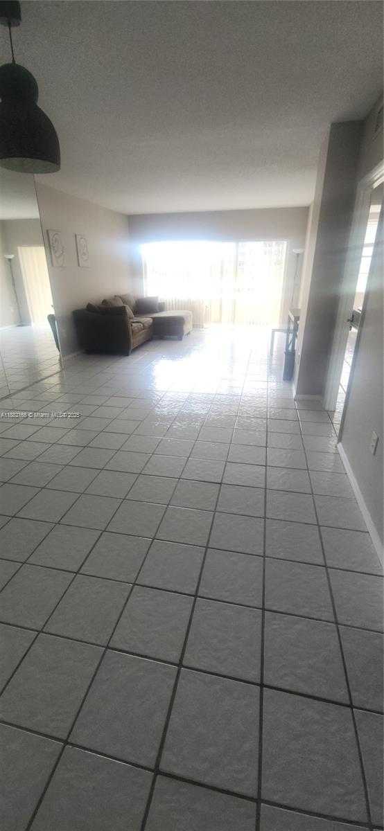 Small Image of 1985 SOUTH OCEAN DR #2N, Hallandale Beach Number 82