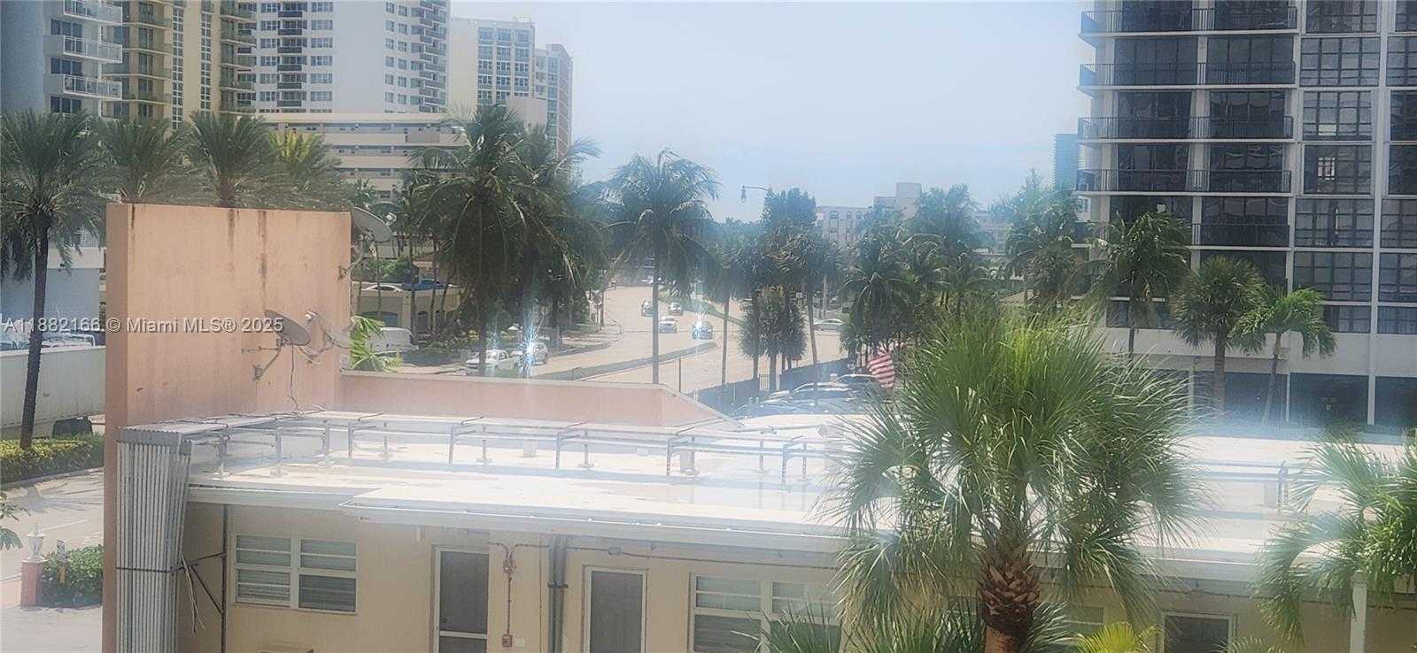 Small Image of 1985 SOUTH OCEAN DR #2N, Hallandale Beach Number 83