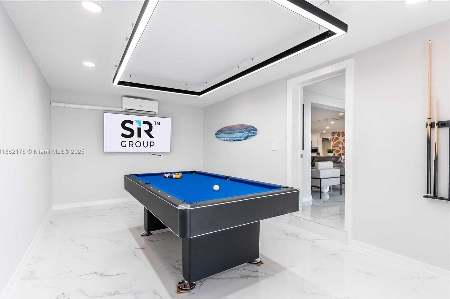 Small Image of 21230 NORTH EAST 25TH CT, Miami Number 12