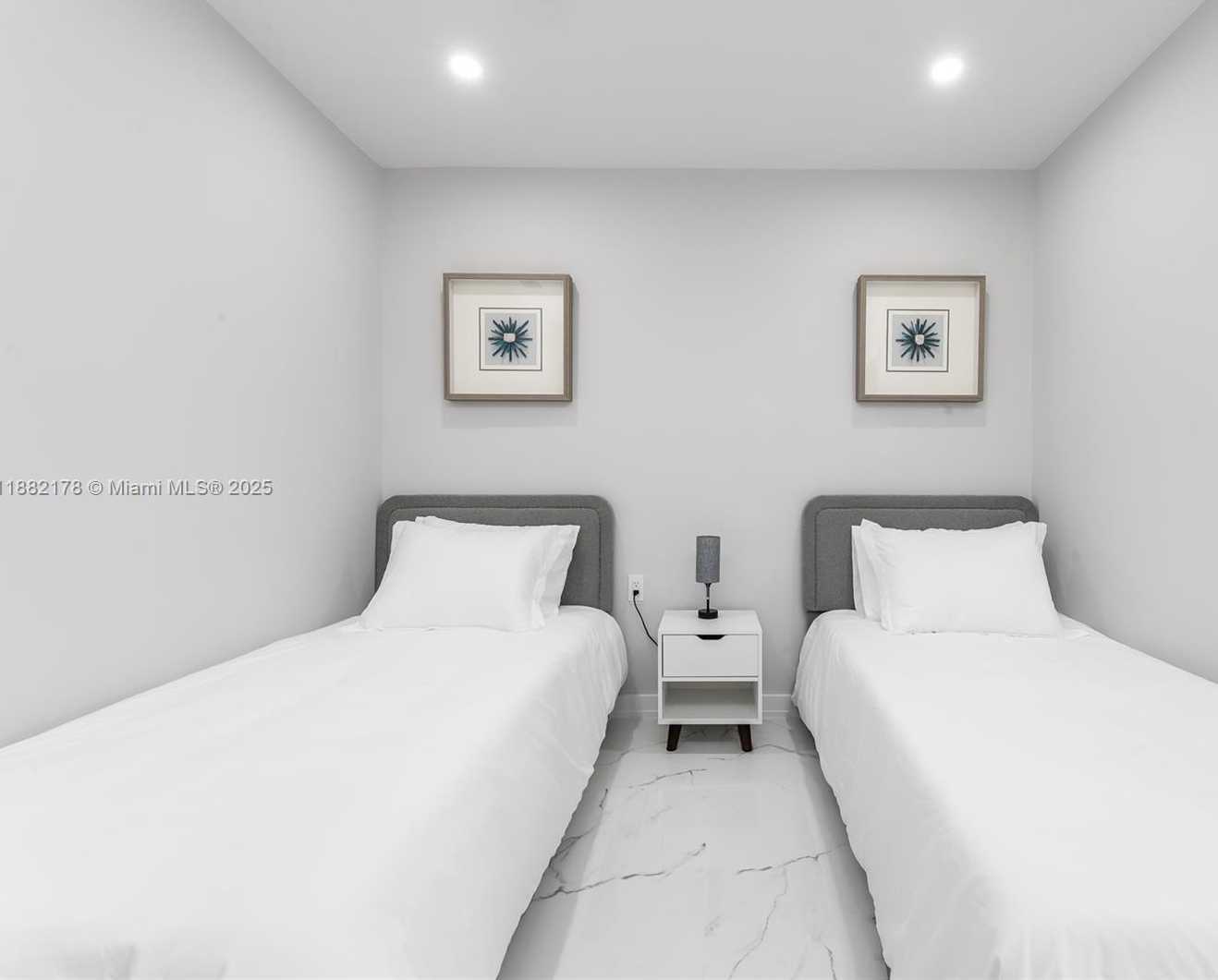 Small Image of 21230 NORTH EAST 25TH CT, Miami Number 32