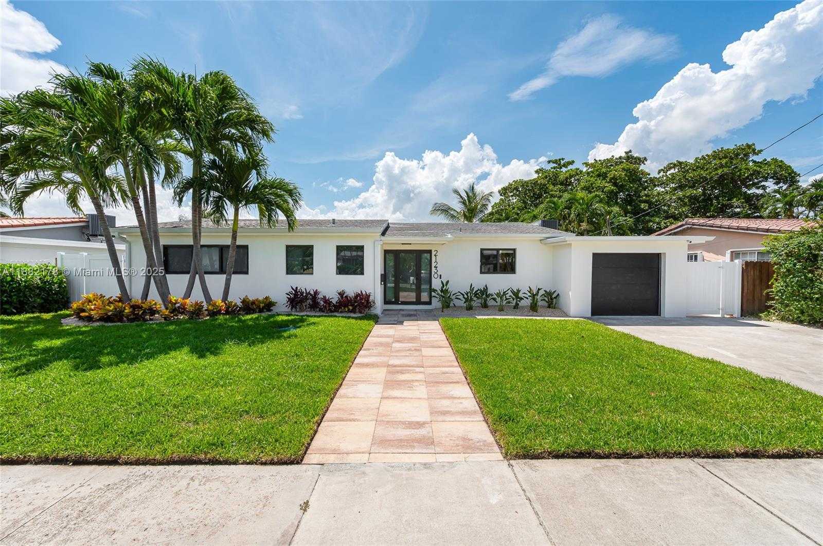 Small Image of 21230 NORTH EAST 25TH CT, Miami Number 49