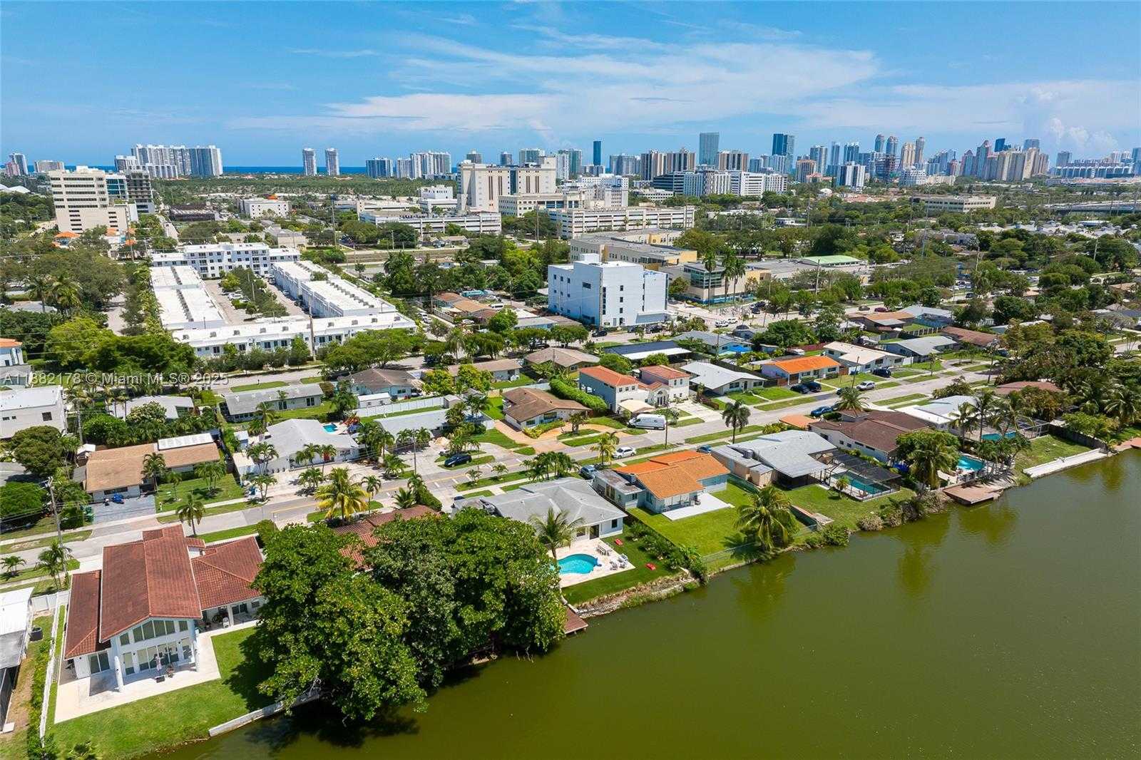 Small Image of 21230 NORTH EAST 25TH CT, Miami Number 55