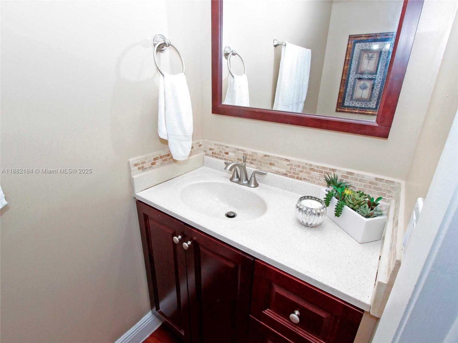 Small Image of 21453 SOUTH WEST 91ST AVE, Cutler Bay Number 14