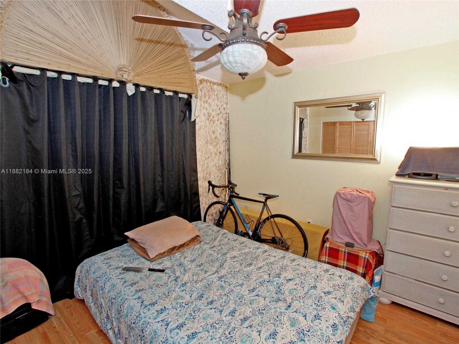 Small Image of 21453 SOUTH WEST 91ST AVE, Cutler Bay Number 26