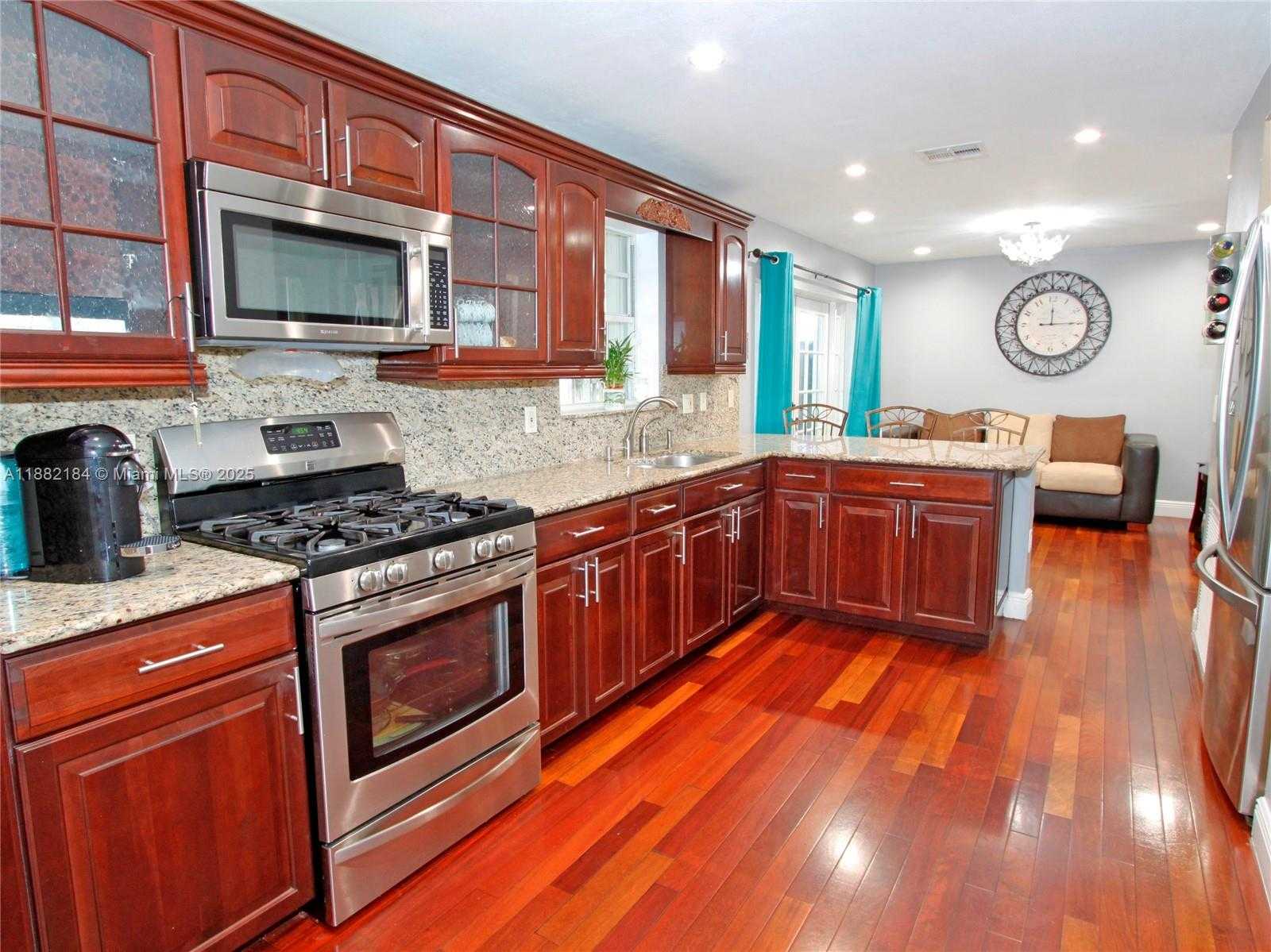 Small Image of 21453 SOUTH WEST 91ST AVE, Cutler Bay Number 9