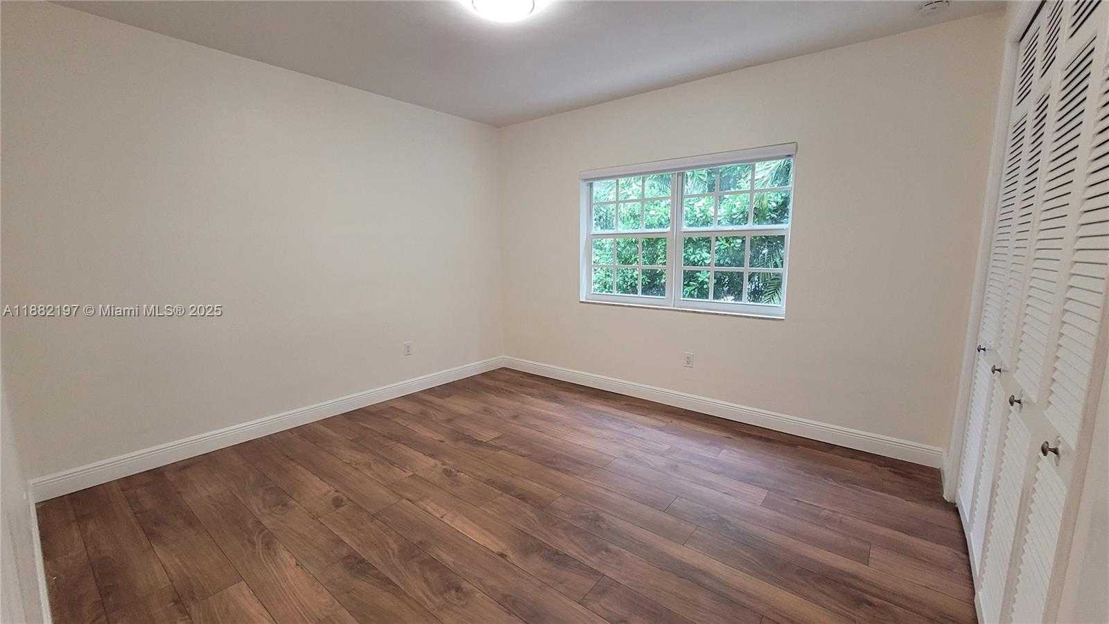 Small Image of 4850 UNIVERSITY DR #4850, Coral Gables Number 13