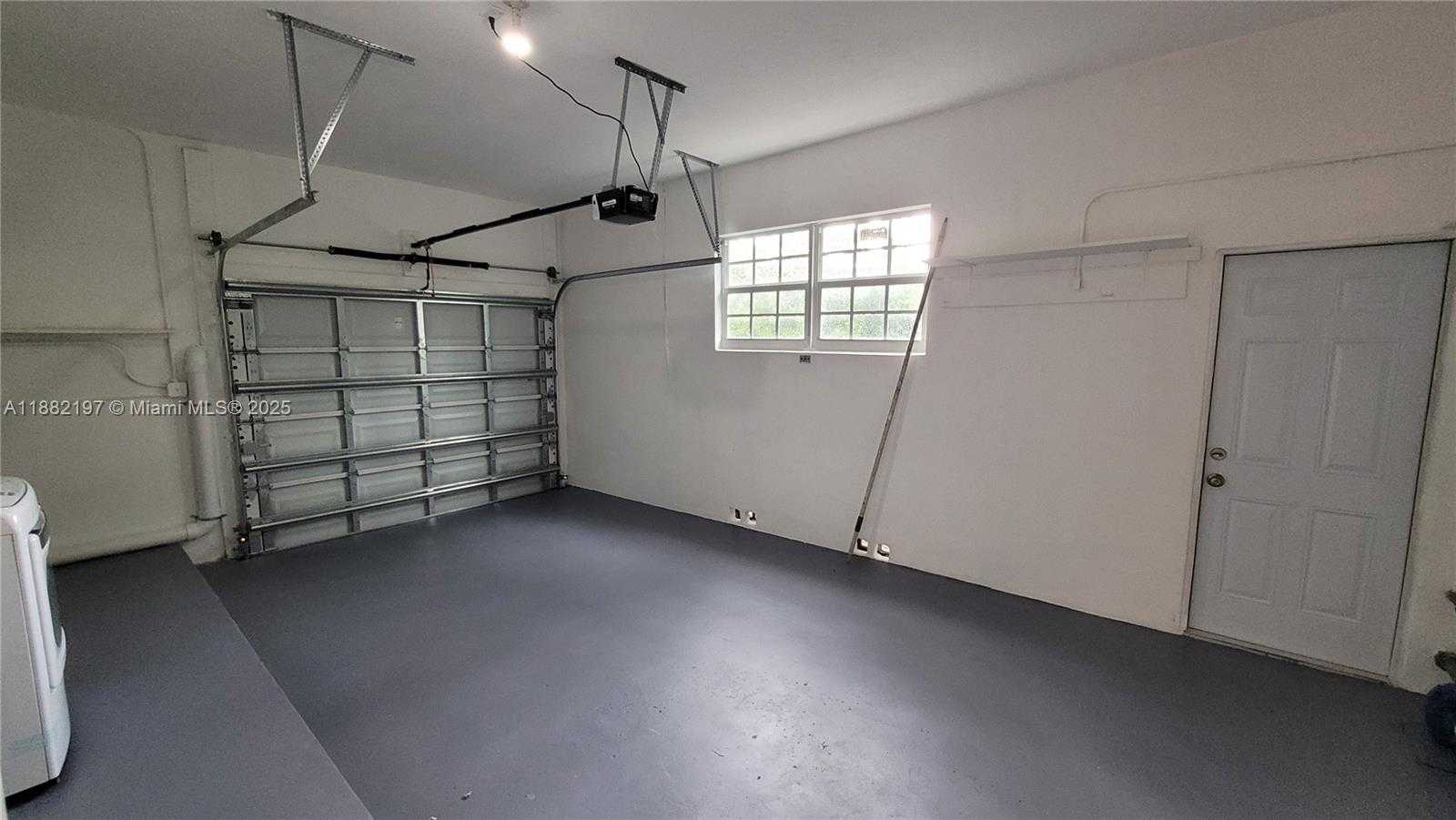 Small Image of 4850 UNIVERSITY DR #4850, Coral Gables Number 18