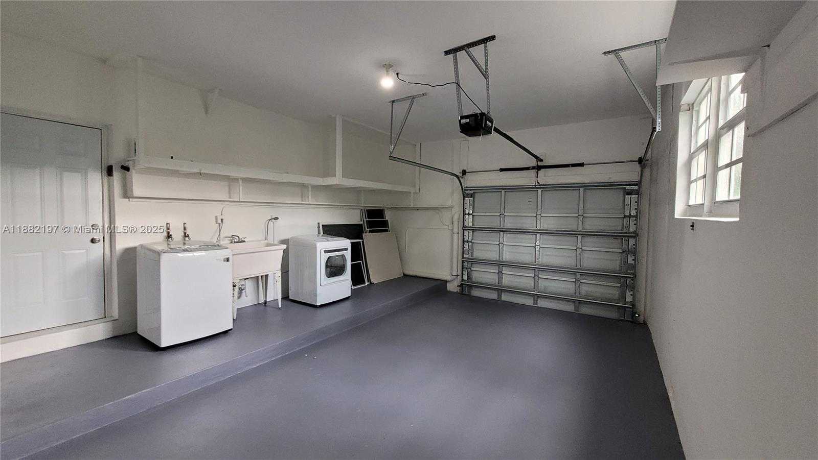 Small Image of 4850 UNIVERSITY DR #4850, Coral Gables Number 19