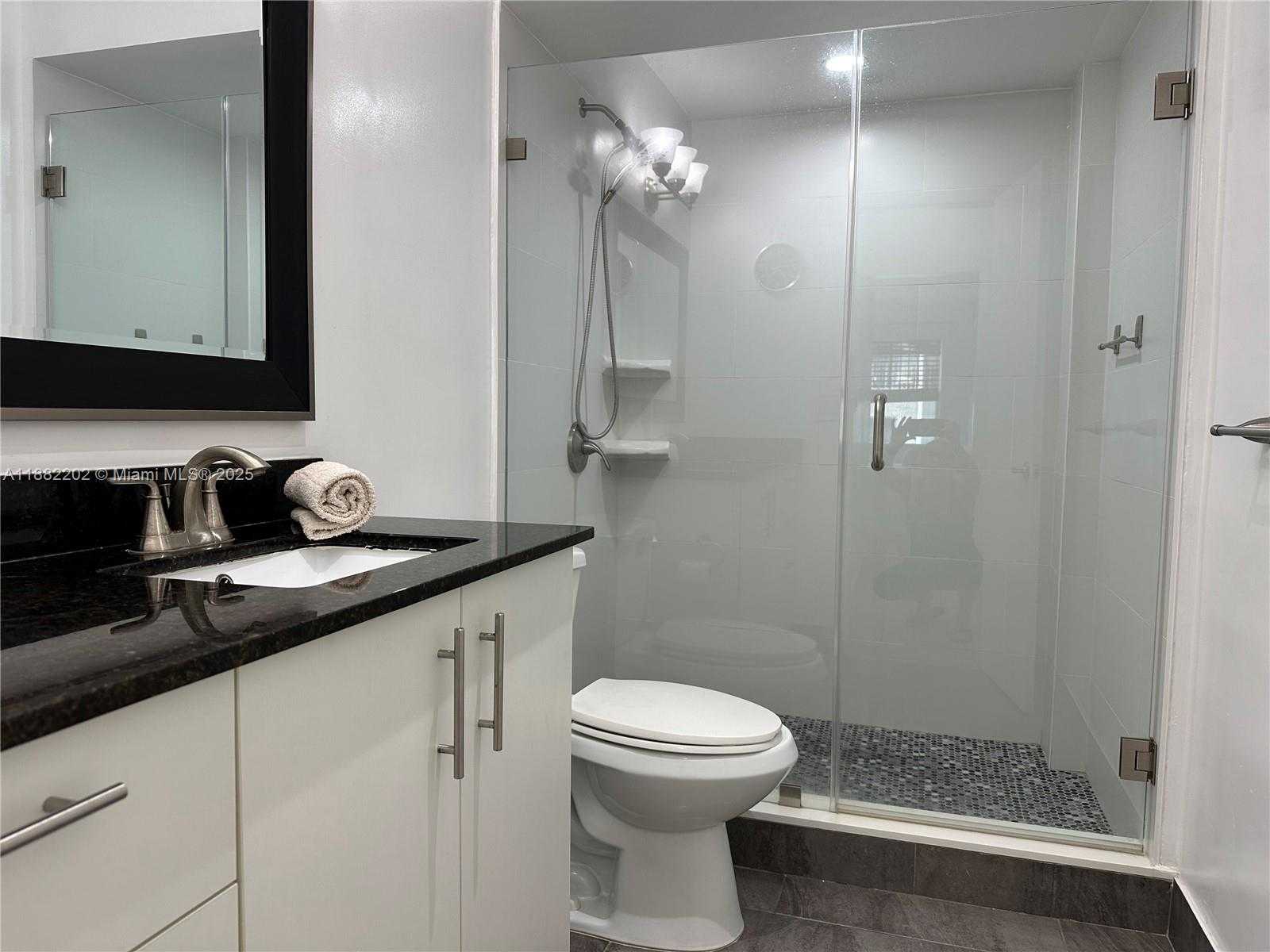 Small Image of 1130 11TH ST #4D, Miami Beach Number 7